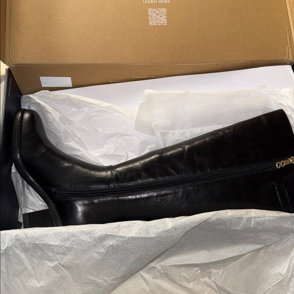 Naturalizer Fannie Leather Boots - Picture 3 of 3